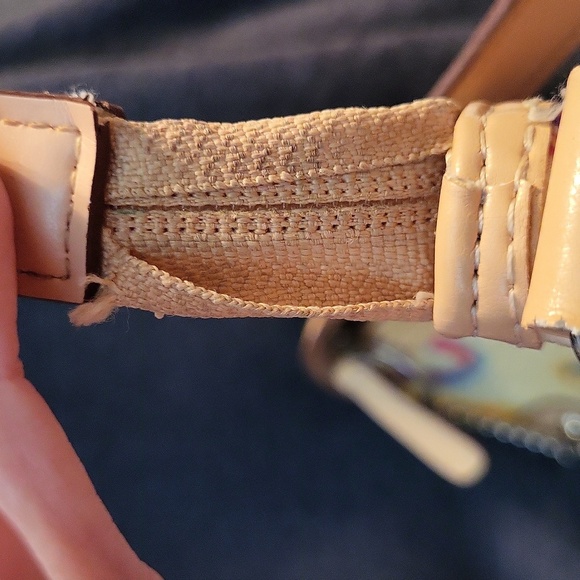 XOXO Multicolor Heart Pattern Shoulder Bag - Picture 10 of 10